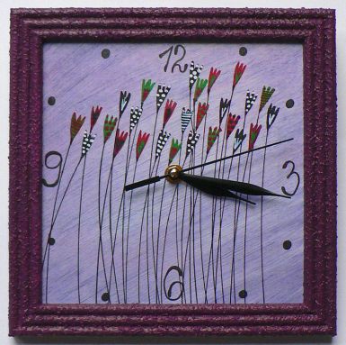 hodiny-na-zed-fialove