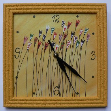 hodiny-na-zed-zlute-ii